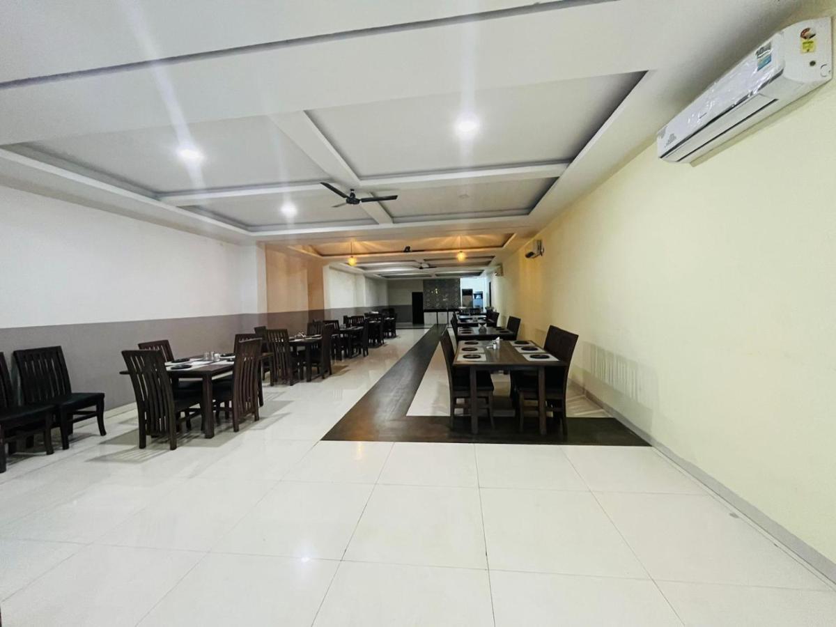 Jmc Hotel Lavish Akolia Luaran gambar