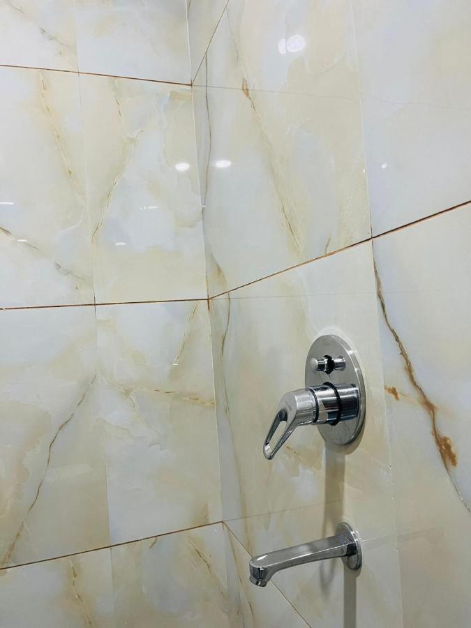Jmc Hotel Lavish Akolia Luaran gambar